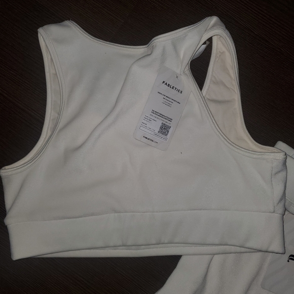 fabletics biker shorts - Picture 2 of 3